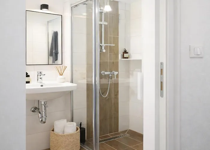 With Pool Rum i privatbostad Pula