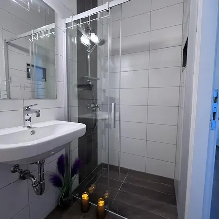 With Pool Accommodatie bij particulieren *
